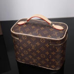Louis Vuitton Nice BB M42265 Brown
